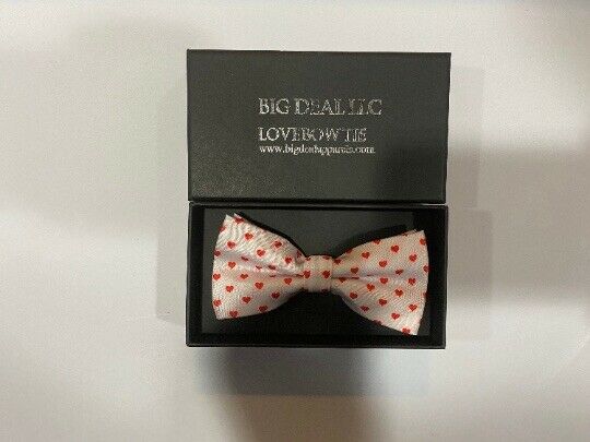 Men's Comfortable Fashion Christian Inspirational Formal Business Heart Bow-Tie